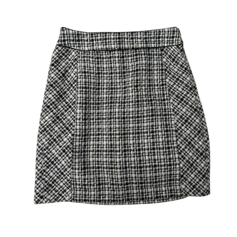 White House Black Market Tweed Pencil Skirt In Black White And Grey Plaid Size 4